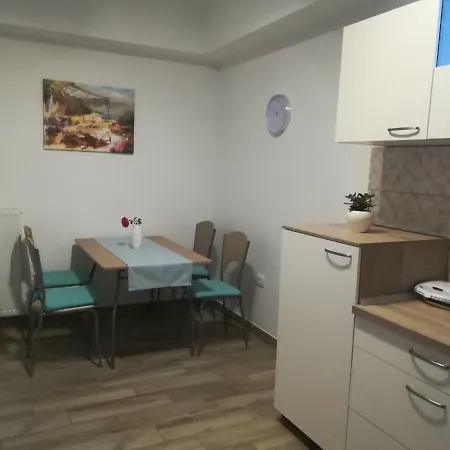 Apartma In Sobe Sorli ポストイナ